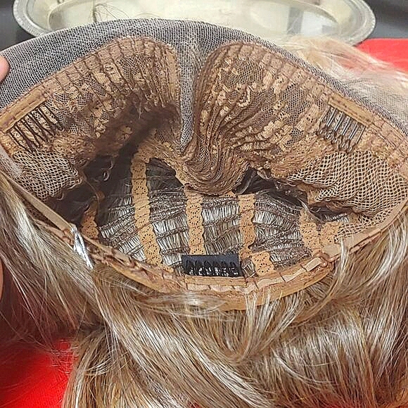 Essentials (by Janet Collection) HD Lace Wig: Eunice (Color: M.BLYG/CARAMEL) - Picture 15 of 16